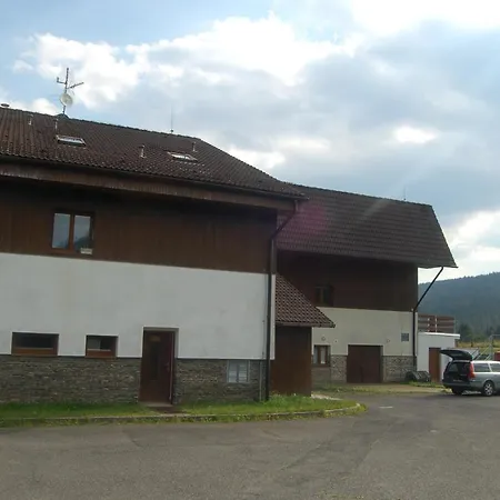 Certova Chata - Apartman Certak Zelezna Ruda Exterior photo